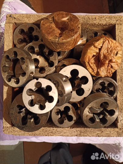 Сверла,метчики,плашки,фрезы