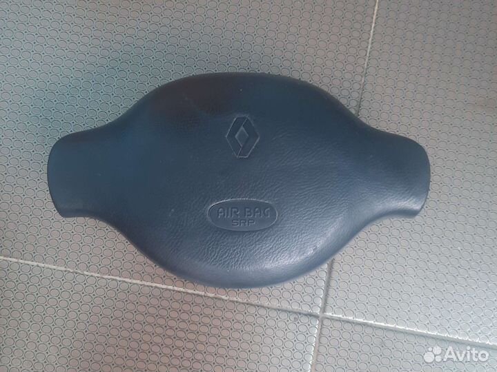 Подушка безопасности в руль Renault Logan 1 седан