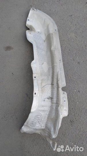 Теплоизоляция передняя правая Bmw 528I F10 N20B20A