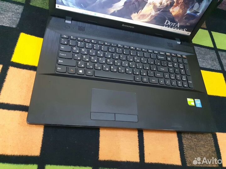Большой ноутбук Lenovo G710