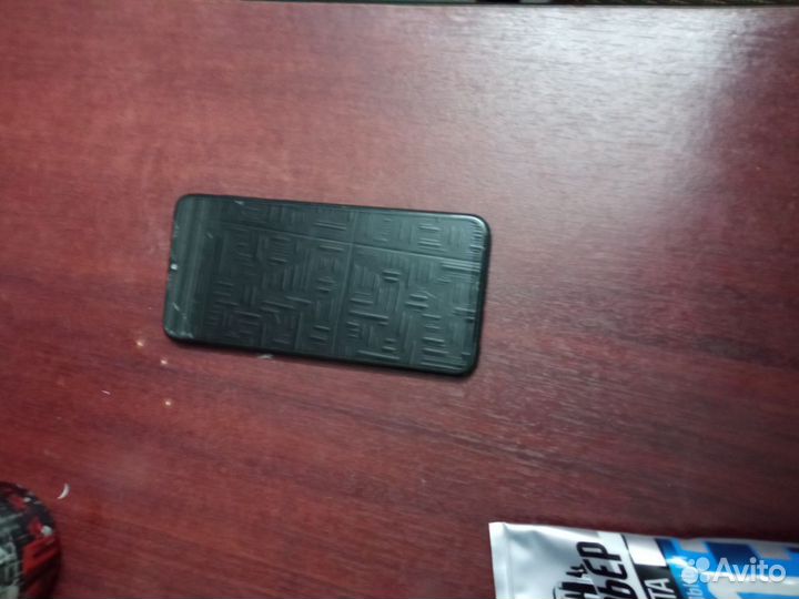 Samsung Galaxy A20, 3/32 ГБ