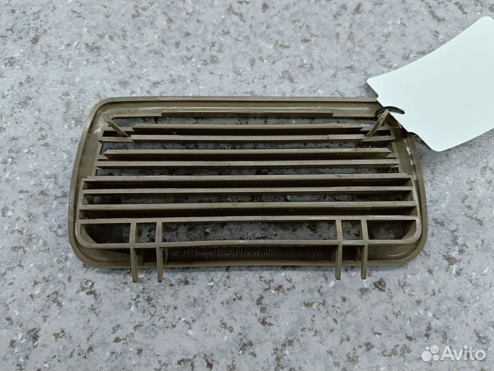 Решетка задней стеновой панели кабины scania