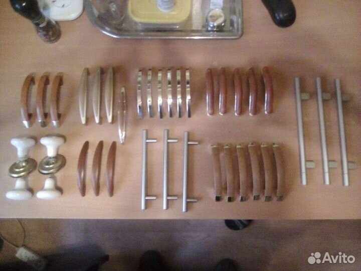 Ручки мебельные