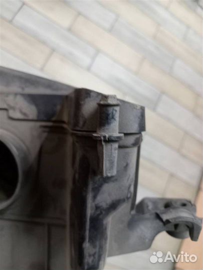 Корпус воздушного фильтра Ford Focus CB4 shda 2010