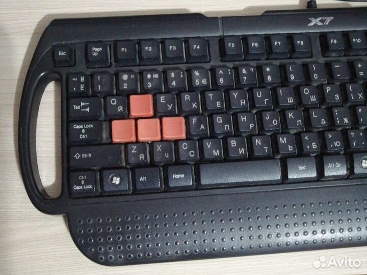 Игровая клавиатура