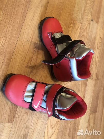 Лыжи беговые детские 140 с ботинками 34