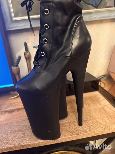 Стрипы ботфорты пятерки pleaser, размер 7