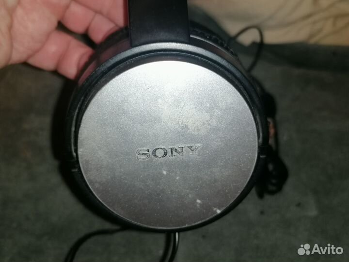 Наушники Sony