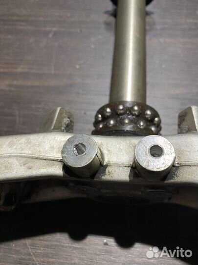 Нижняя траверса для Yamaha FJR1300 03-05