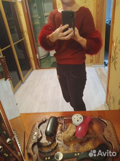 Свитер женский