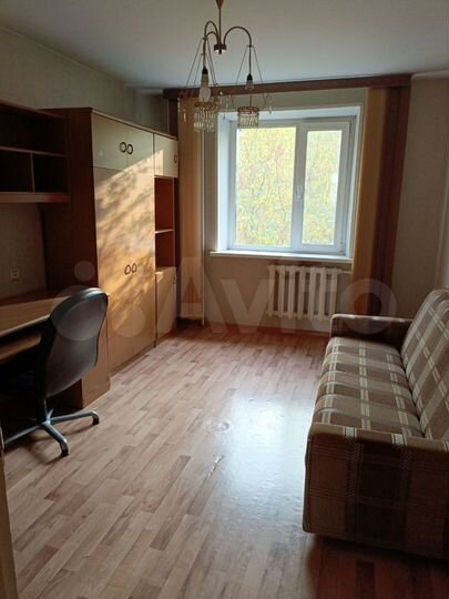 2-к. квартира, 67 м², 2/10 эт.