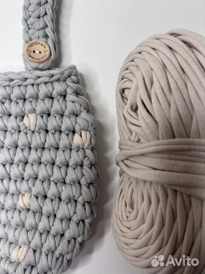 Вязанный органайзер на кроватку