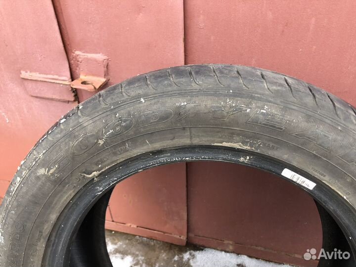 Goodyear EfficientGrip 215/55 R16