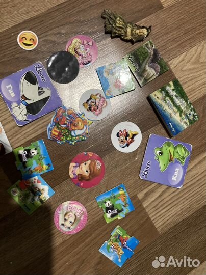 Магниты на холодильник больше 70