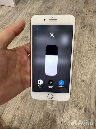 iPhone 8 plus 64