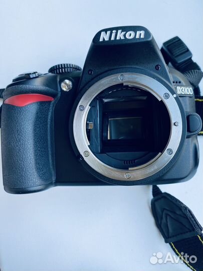 Зеркальный фотоаппарат Nikon D3100