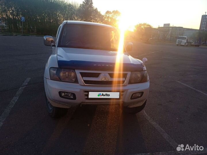 Mitsubishi Pajero 3.5 AT, 2001, 300 000 км