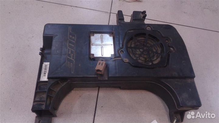 Сабвуфер Infiniti QX56 JA60 2004-2009