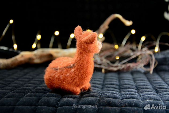 Интерьерная игрушка олень на привале