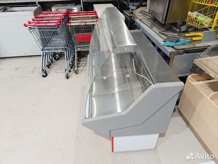 Холодильная витрина бу