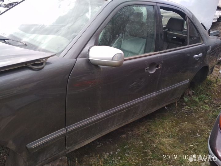 Мерседес 210 двери