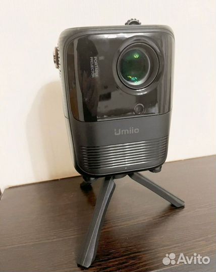 Проектор umiio a008