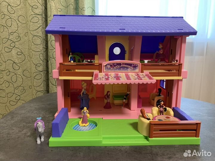 Домик кукольный