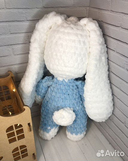 Зайка вязанная игрушка ручной работы