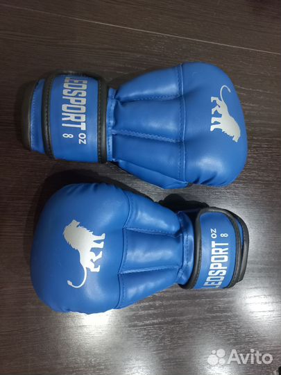 Перчатки для каратэ