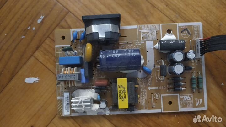 Монитор Samsung S22C200N на запчасти