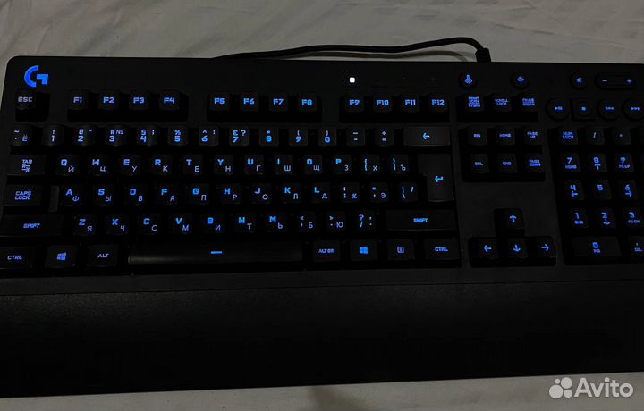 Игровая клавиатура Logitech G213