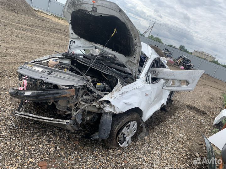 Разбор volkswagen polo 1,6МКПП есть все
