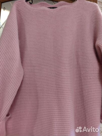 Женский свитер