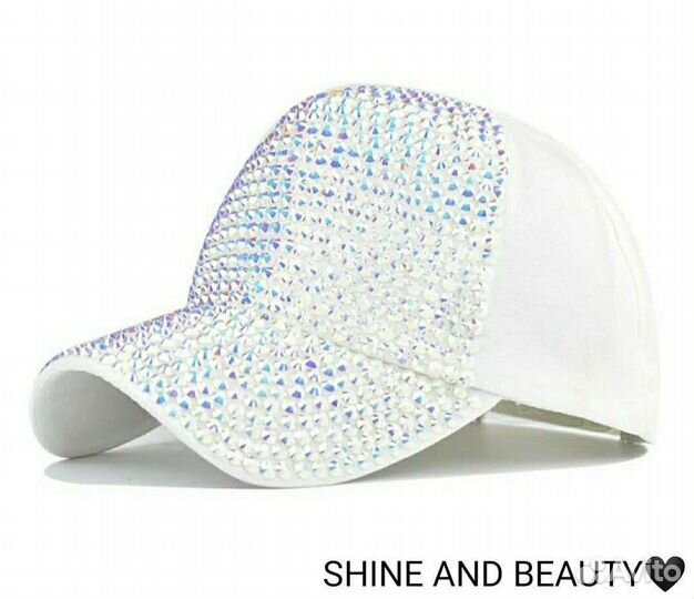 Женские кепки