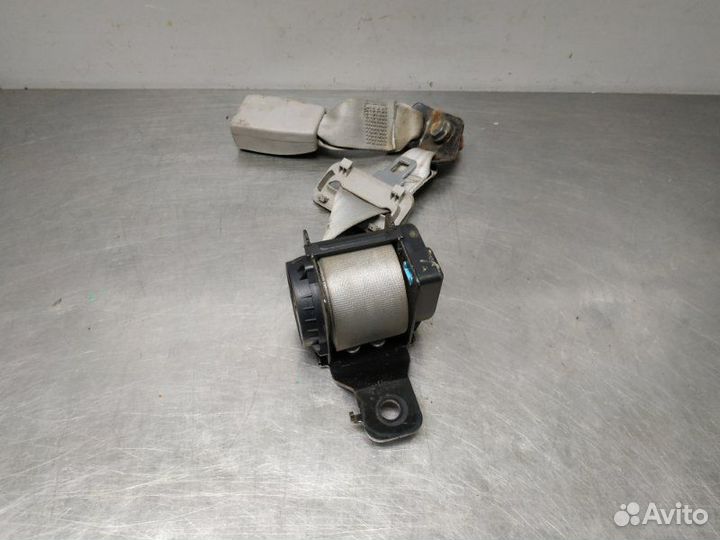 Ремень безопасности центральный задний Kia Cerato