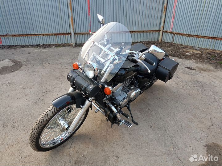 Honda shadow spirit 750