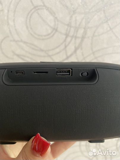 Беспроводная портативная колонка с Bluetooth