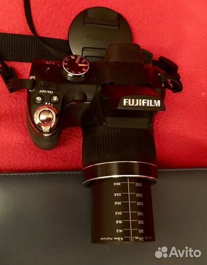 Фотоаппарат fujifilm S4000 с кожаным чехлом