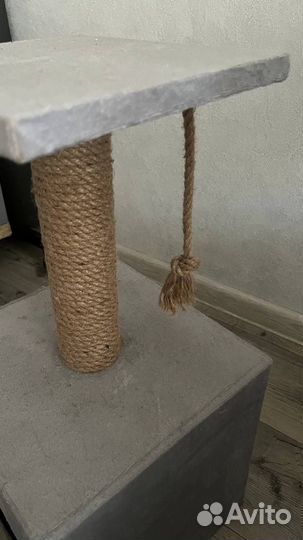 Домик для кошки с когтеточкой