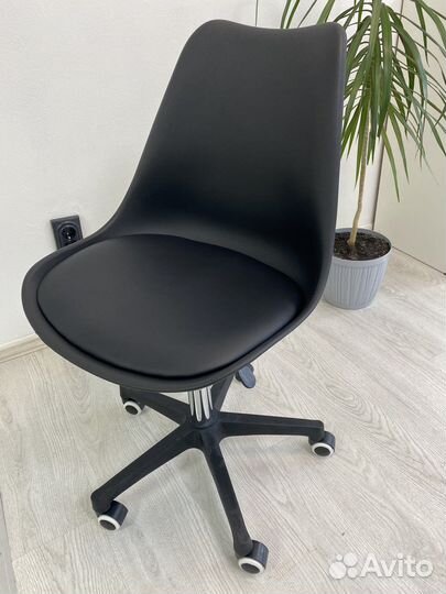 Компьютерный стул