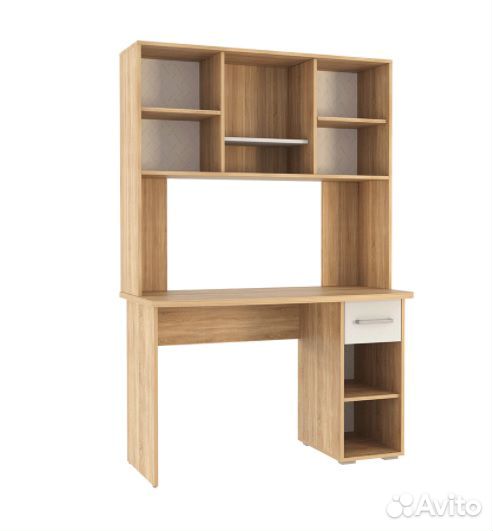 Стол с надстройкой и стеллажом