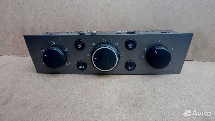 Блок управления климатом на Опель Вектра Ц Сигнум