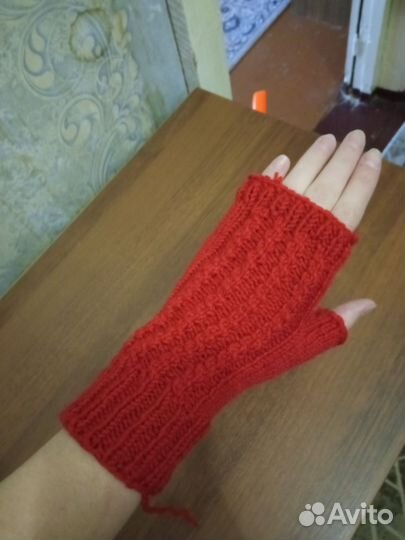 Варежки, носки, перчатки без пальцев (митенки)