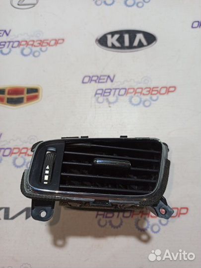 Дефлектор воздушный левый Kia Ceed JD 1.6 G4FG