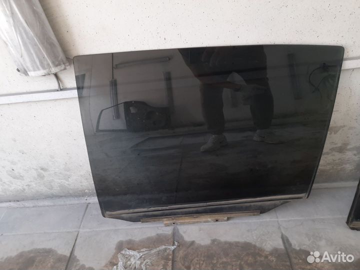 Обшивка двери lexus rx 300