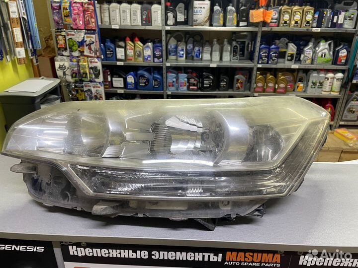 Фара противотуманная левая citroen C5 (2008)