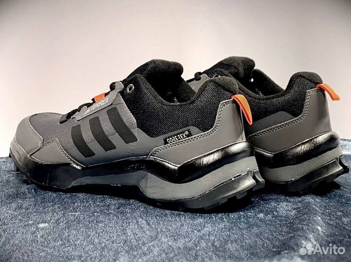 Кроссовки adidas terrex термо