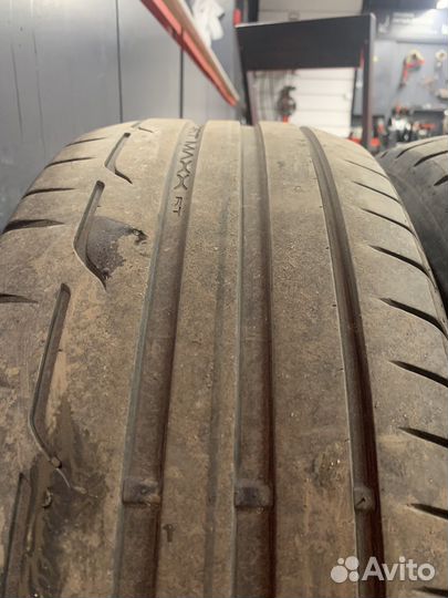 Dunlop SP Sport Maxx RT 235/55 R17 99V