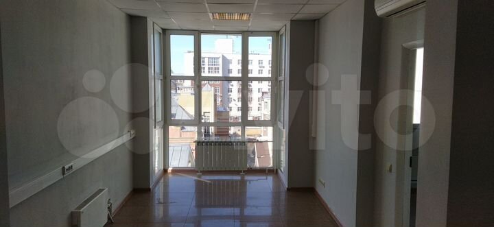 Помещение с арендаторами, 95 м²
