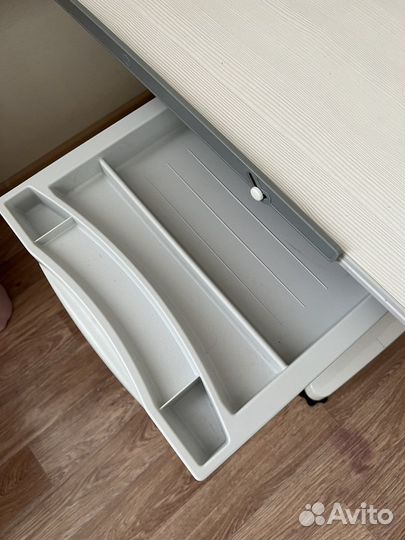 Растущая парта KID youth